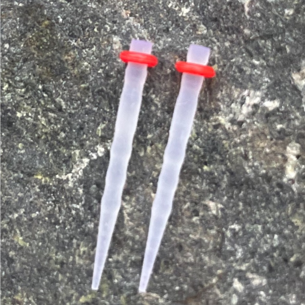 Straight ear-post with rubber backer